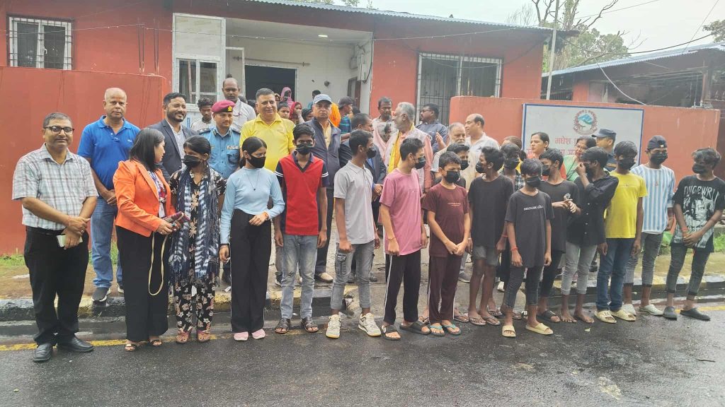 भारतको विभिन्न राज्यमा जोखिमपूर्ण कार्यमा लगाइएका १६ जना बालबालिकाहरूलाई उद्धार