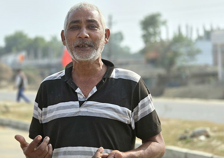 उम्मेदवार मत माग्छन्, मतदाता पानी