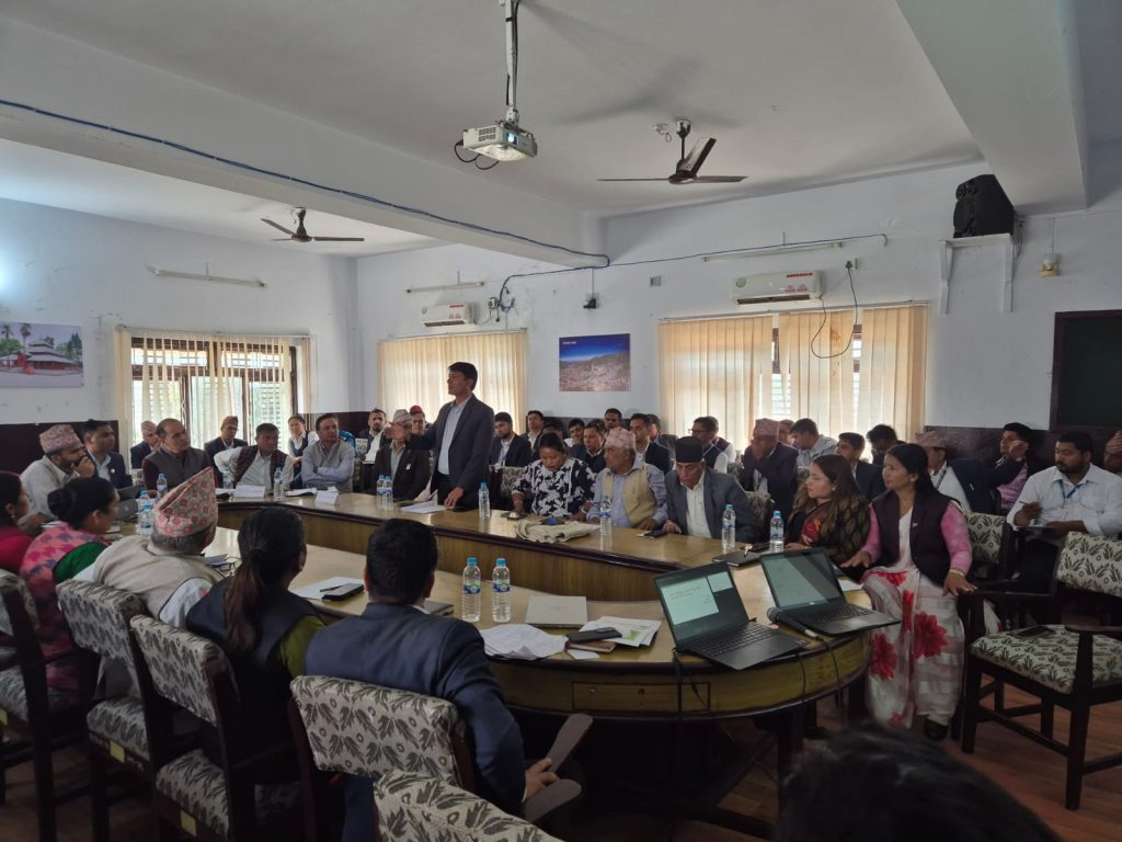 गुल्मीको विकासका लागि एकीकृत छलफल : नयाँ सोच र अनुभवबीच सन्तुलन खोज्दै नेतृत्व
