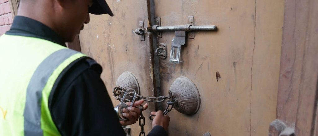 भृकुटीमण्डपका बक्यौता भाडादारमाथि कडाइ : १० करोडभन्दा बढी बक्यौता, ५६ स्टलमा ताला