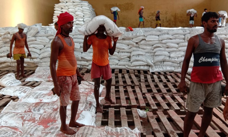 अन्तर्राष्ट्रिय तनावले मल आपूर्ति संकट: साउनपछिको खेती जोखिममा