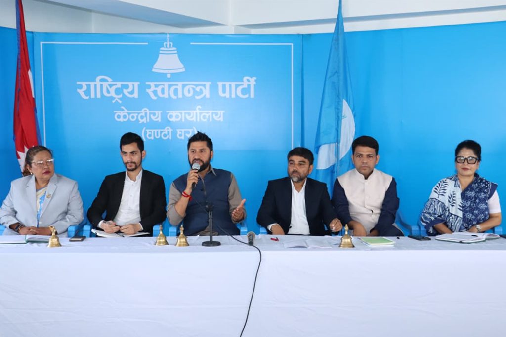 कक्रोच जनता पार्टीदेखि शाह सरकारसम्म: भारत र नेपालमा बढ्दो असन्तोष